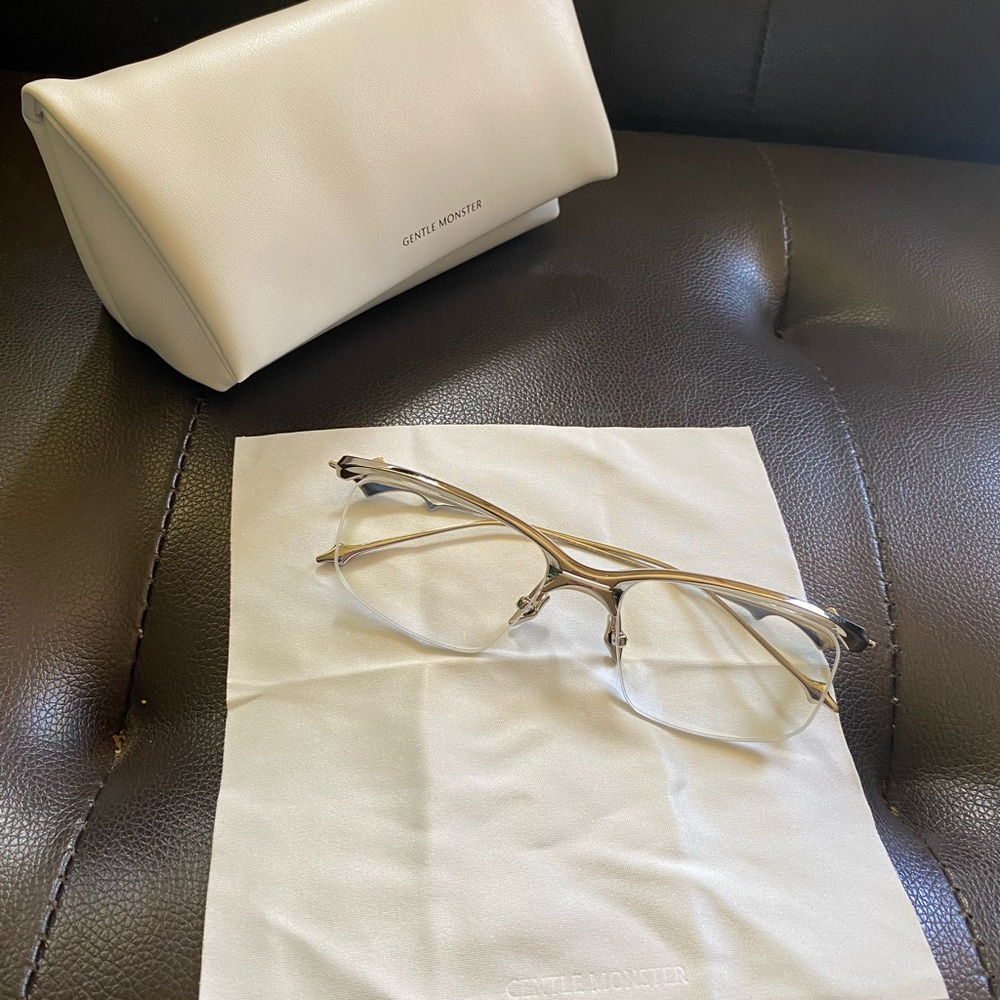 GENTLE MONSTER Kro 02 Silver Eyeglasses